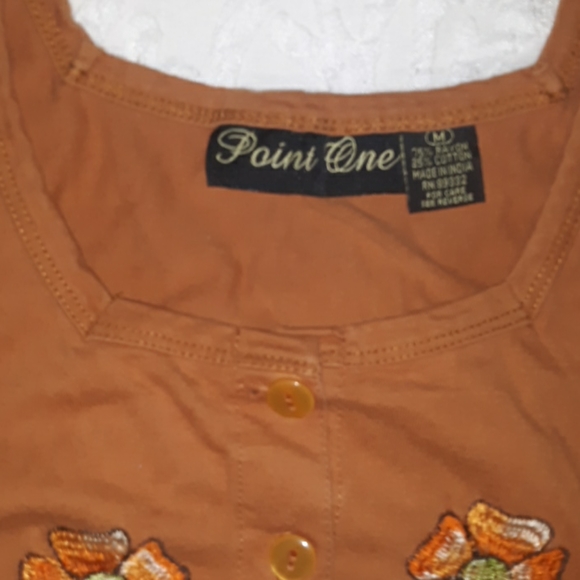 Flowing red flower dress - Picture 2 of 3